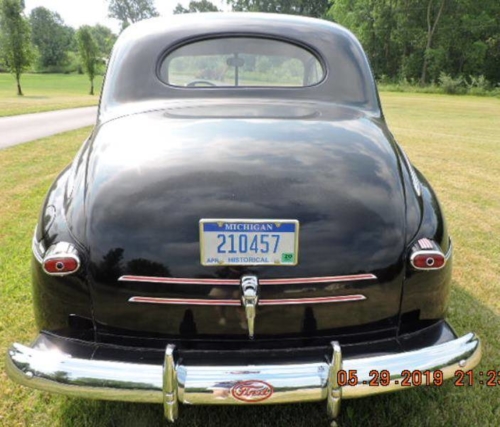 1946 FORD SUPER DELUXE COUPE